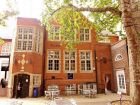 miniatura Ruskin Building is part of the original 1858 institutional compound from where the modern day Anglia Ruskin University evolved. It is home to Mumford Theatre and Ruskin Gallery, two of the major on-campus exhibition venues of the university
